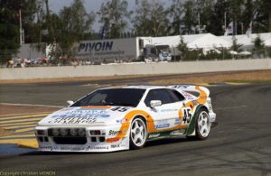 1993 24 HEURES DU MANS #45 Lotus Esprit Sport (Lotus Sport Chamberlain Engineering) Yojiro Terada (J) - Thorkild Thyrring (DK) - Peter Hardman (GB) - resAB